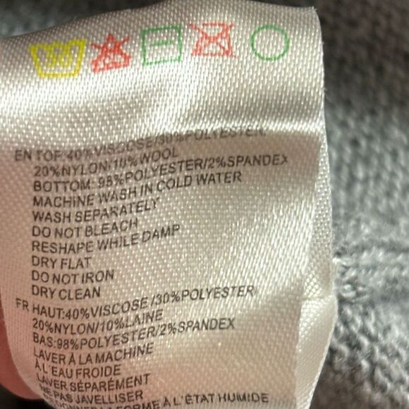 Anthropologie Moth Tunic Gray Sweater Dress Shirttail Layered Hem Womens Size XS - Picture 5 of 10